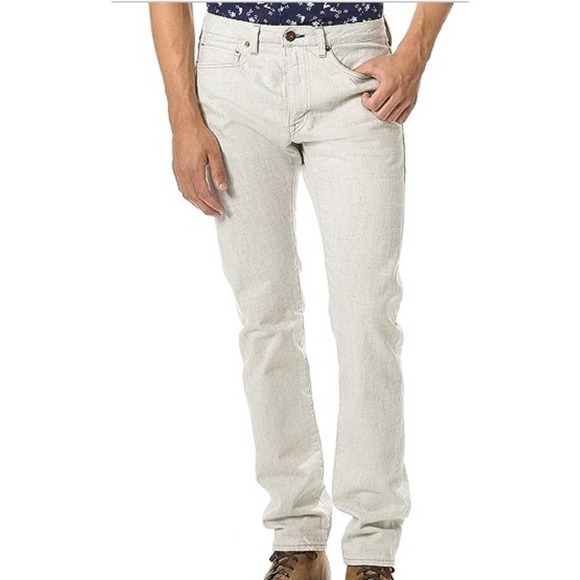 LEVI'S MADE & CRAFTED White Tack Slim Jeans Barneys New York SZ 33x34 Never worn - Picture 1 of 16